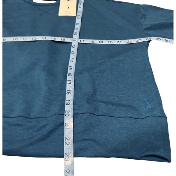 NIKE Yoga Wrap in Blue - Picture 9 of 10